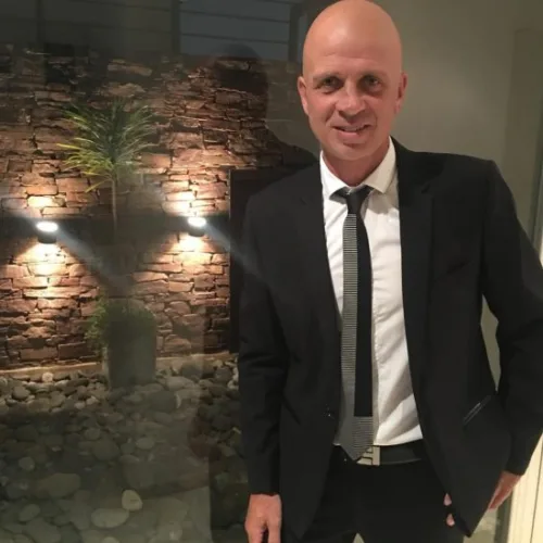 Tratamientos de Ornamentos y  Molduras – Limpieza, Reposición y Consolidación