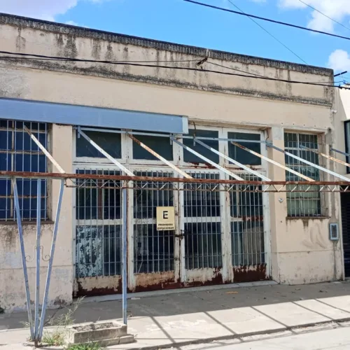 Inmueble en calle Alberdi 230 – Lobos